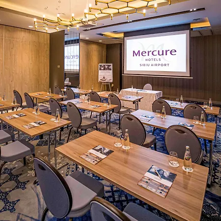 Hotel Mercure Airport 4*